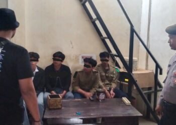 Sejumlah pelajar diamankan polisi usai kejar kejaran di wilayah Kotabaru, Gondokusuman, Kota Yogyakarta, DIY, Kamis (25/9/2025).