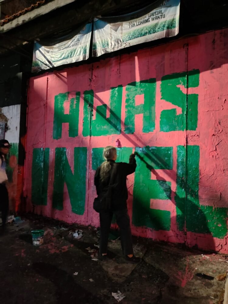 “Awas Intel” hingga “Reset Sistem”, Mural di Yogyakarta Dihapus Pihak Tak Dikenal
