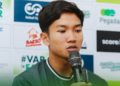 Penggawa PSS Sleman, Dominikus Dion memberi keterangan pers jelang menghadapi Deltras Sidoarjo di Stadion Maguwoharjo, Senin (29/9/2025) petang.