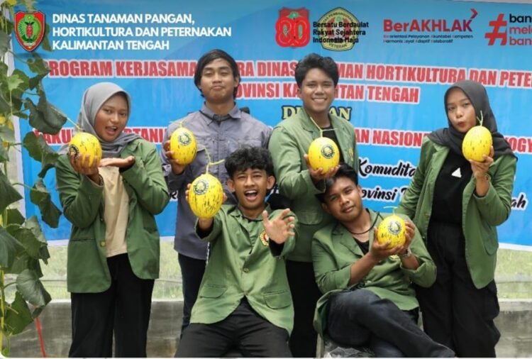 Mahasiswa UPN Yogyakarta menunjukkan inovasi Melon Meldo