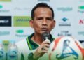 Pelatih kepala PSS Sleman Ansyari Lubis saat melakoni sesi jumpa pers usai laga kontra Persiba Balikpapan, Senin (15/9/2025) malam