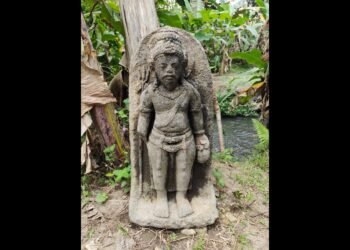 Wujud arca yang ditemukan di Sungai Krusuk, Padukuhan Klangkapan II, Kalurahan Margoluwih, Seyegan, Sleman. (Dok. Balai Pelestarian Kebudayaan (BPK) Wilayah X)