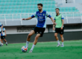 penggawa PSIM Yogyakarta berlatih dalam persiapan menghadapi lanjutan Super League