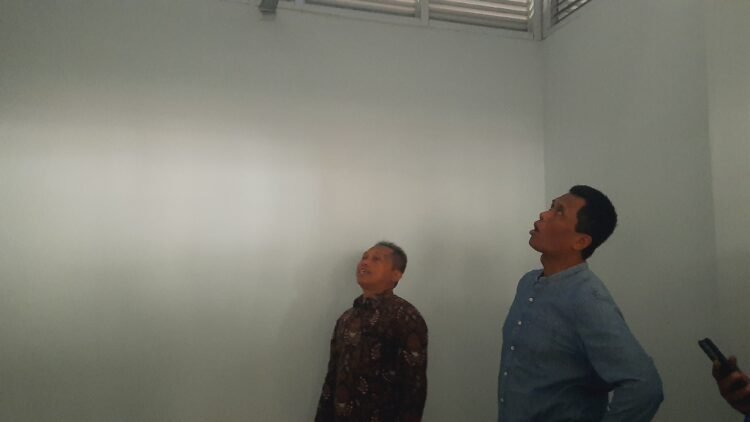 Wakil Ketua DPRD Sleman Hasto Karyantoro bersama anggota Komisi B melakukan peninjauan Pasar Godean, Rabu (22/10/2025).