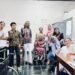 Wakil Duta Besar Australia untuk Indonesia Gita Kamath mengunjungi pusat rehabilitasi YAKKUM di Sleman, Jumat (17/10/2025)