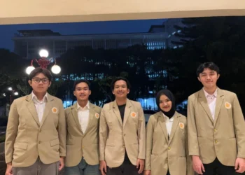 Tim mahasiswa UGM yang mengembangkan Inkupets guna menjaga kesehatan hewan peliharaan