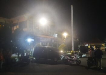 Suasana Polresta Sleman usai didatangi sejumlah driver usai salah satu driver menjadi korban pemukulan orang tidak dikenal, Senin (17/11/2025).