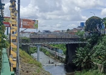 Jembatan Kewek di Kota Yogyakarta.