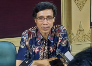 Kepala Bidang Bina Marga DPUPKP Sleman, Fauzan Ma’ruf saat diwawancarai wartawan, Selasa (9/12/2025).