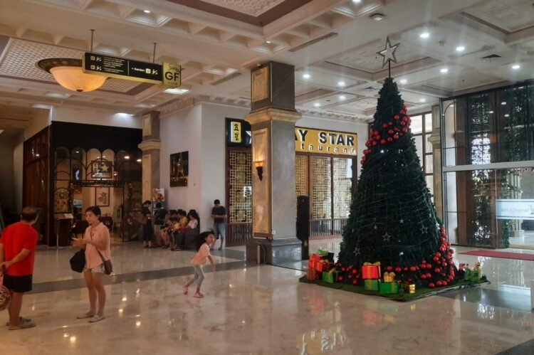 Sambut Natal, SCH Suguhkan Wahana Salju hingga Santa