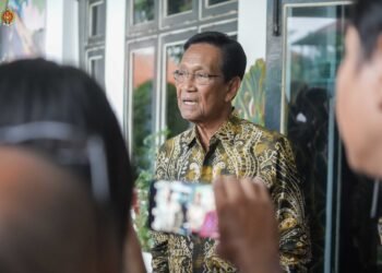 Gubernur DIY Sri Sultan Hamengku Buwono X