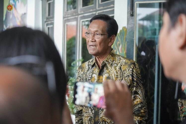 Gubernur DIY Sri Sultan Hamengku Buwono X