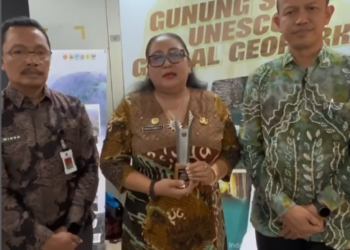 Bupati Gunungkidul Endah Subekti Kuntariningsih mengikuti kegiatan Indonesia’s Geopark Leader Forum: Building Knowledge for Indonesia’s Geopark Development di Kantor Bappenas, Kecamatan Menteng, Kota Jakarta Pusat, Daerah Khusus Ibukota Jakarta, Rabu, (3/12/2025).