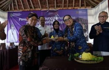 Bupati Gunungkidul Endah Subekti meresmikan Kampung Ternak Purba Nglanggeran