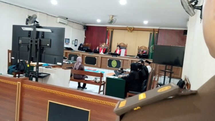 Sidang lanjutan perkara dugaan korupsi Dana Hibah Pariwisata Kabupaten Sleman tahun 2020 di Pengadilan Negeri Yogyakarta, Senin (12/1/2026).