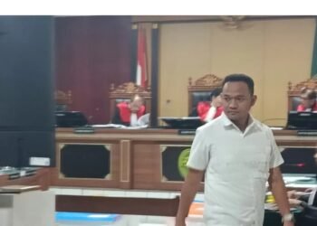 Anak eks Bupati Sleman Raudi Akmal menjadi saksi perkara dugaan korupsi dana hibah pariwisata Kabupaten Sleman dengan terdakwa Sri Purnomo di Pengadilan Negeri Yogyakarta, Senin (19/1/2026)