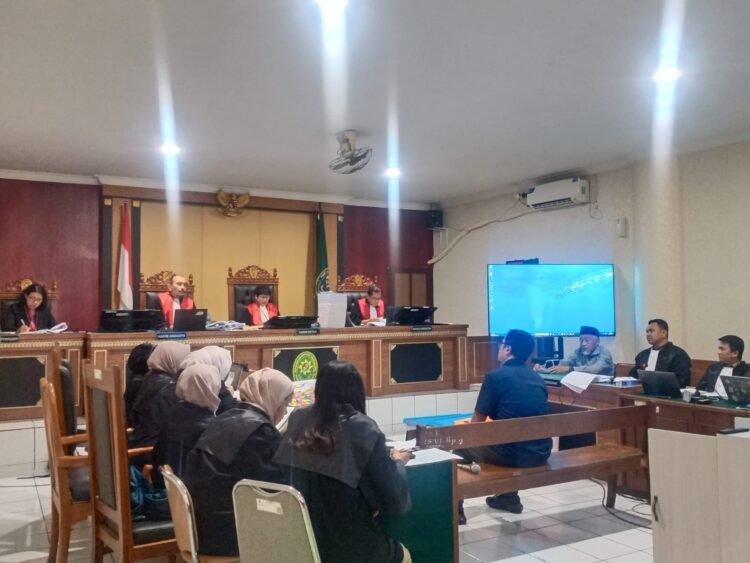 Sidang lanjutan perkara korupsi dana hibah pariwisata menghadirkan saksi Hendra Adi Riyanto yang ketika itu menjabat sebagai Kepala Subbagian Peraturan Perundang-undangan Bagian Hukum Setda Kabupaten Sleman.