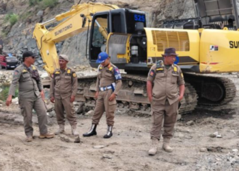 Satpol PP Bantul hentikan sementara penambangan di Bawuran karena tak berizin