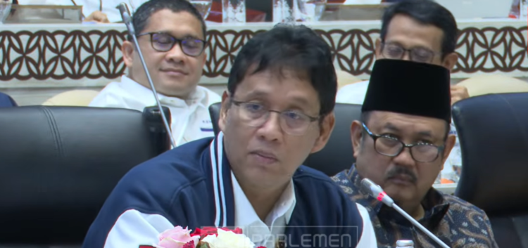 Menteri Keuangan Purbaya saat memberi keterangan dalam rapat bersama pimpinan DPR RI di kawasan Senayan, Senin (9/2/2026)
