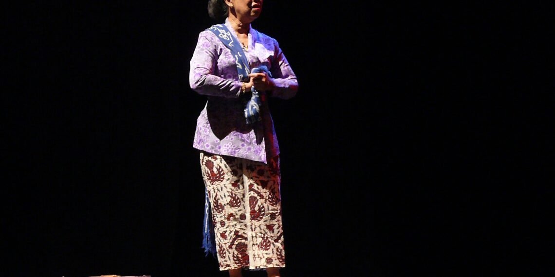 Seniman ketoprak sekaligus ikon dagelan Mataram legendaris, Sumisih Yuningsih atau yang akrab disapa Yu Beruk.