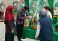 Dinkes Kota Yogyakarta bersama BBPOM Yogyakarta lakukan pengawasan pangan parsel lebaran di Toko Progo Yogyakarta, Kamis (26/2/2026).