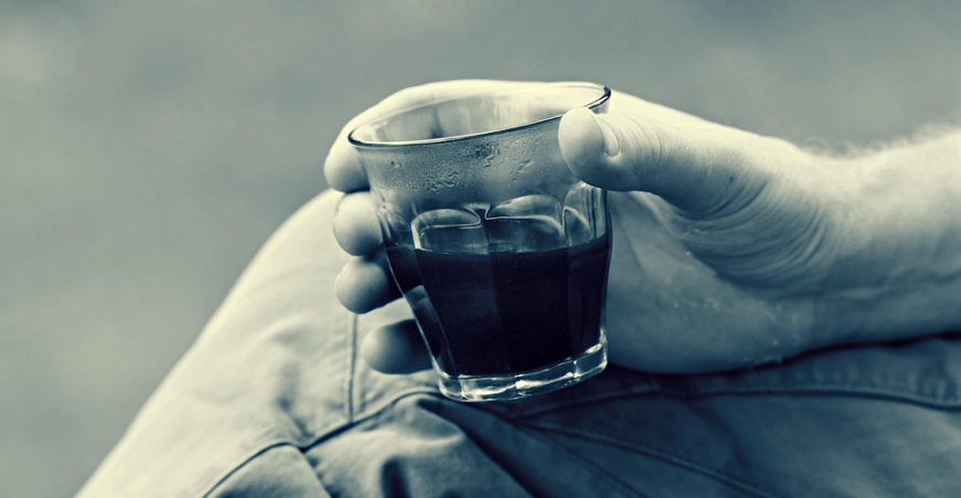 Ilustrasi minum kopi