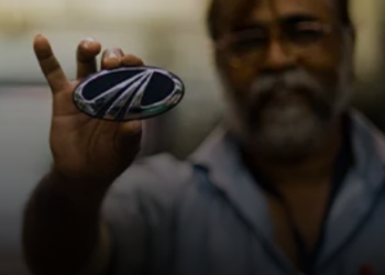 Logo mobil buatan pabrikan India, Mahindra, yang dikabarkan bakal jadi rekanan Indonesia untuk pemenuhan operasional Koperasi Desa Merah Putih