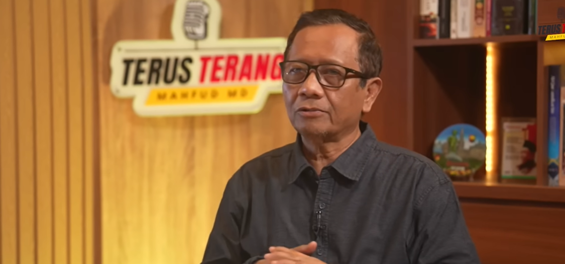 Mahfud MD dalam program acaranya bertajuk Terus Terang