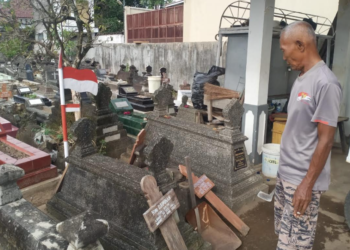 Suasana Makam Sasonoloyo Blunyahrejo di Kemantren Tegalrejo, Kota Yogyakarta, yang sudah penuh, Kamis (12/2/2026).
