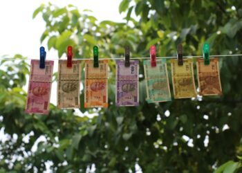 Ilustrasi money laundering atau pencucian uang