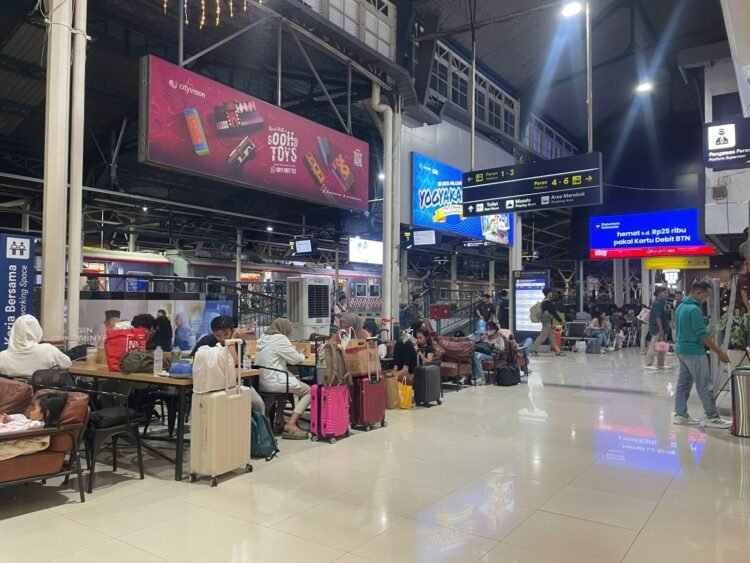 Mulai 15 Maret 2026, KAI Daop 6 Menambah 1 Lagi KA Tambahan Solo Balapan-Gambir PP