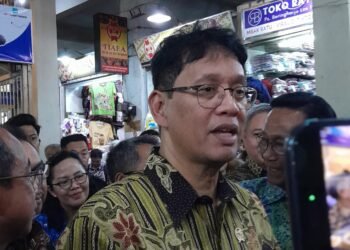 Cek Kondisi Pasar Tradisional di Yogyakarts, Purbaya: Siapa Bilang Mati Suri