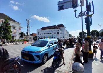 Arus Lalu Lintas di Titik Nol Kilometer Ramai Terkendali pada H+2 Lebaran