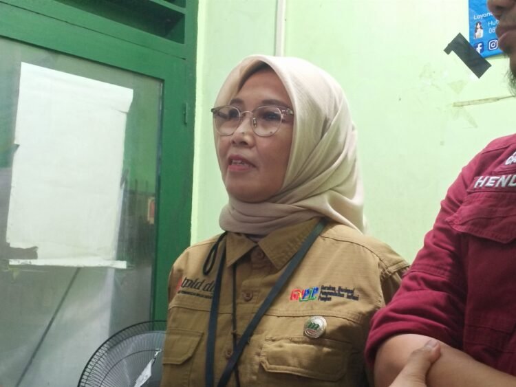 Kepala Dinas Perindustrian dan Perdagangan (Disperindag) DIY, Yuna Pancawati, saat ditemui Senin (9/3/2026).