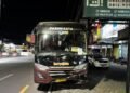 Bus yang terlibat dalam kecelakaan lalu lintas di Jalan Rejowinangun, Kemantren Kotagede, Kota Yogyakarta, pada Minggu (12/4/2026) malam.