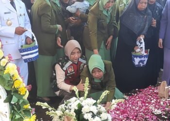 Kopda Anumerta Farizal Rhomadhon Dimakamkan di TMP Giripeni, Pangdam Iskandar Muda Aceh: Ia Jadi Motivasi Prajurit TNI Lainnya