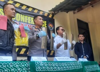 Jumpa Pers kasus pencurian demung slendro di gedung Fakultas Ilmu Budaya Universitas Gadjah Mada (UGM), Selasa (28/4/2026).