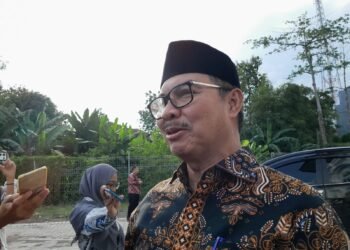 Wali Kota Yogyakarta, Hasto Wardoyo, akan membatasi jatah BBM bagi kendaraan dinas plat merah.