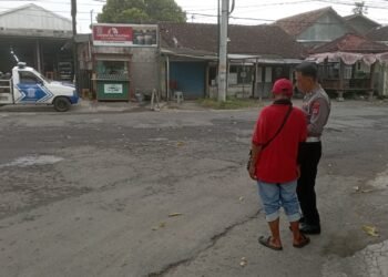 Polisi melakukan olah tempat kejadian perkara kecelakaan beruntun di Tirtomartani, Kalasan, Sleman, DIY, Rabu (22/4/2026). (Polresta Sleman)