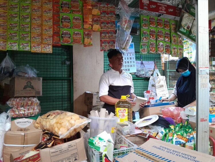 Harga Minyak Goreng di Pasar Kranggan Meroket, Pedagang Keluhkan Hal Ini