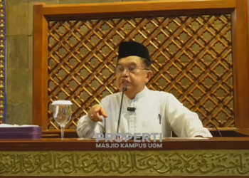 Tangkapan layar mantan wapres Jusuf Kalla saat ceramah di Masjid Kampus UGM yang belakangan dituding melakukan penistaan agama