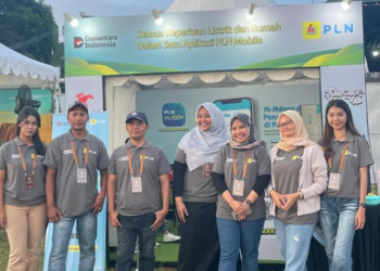 PLN menghadirkan booth layanan untuk mendukung gelaran konser musik Sarga Festival di Stadion Kridosono Kota Yogyakarta, Minggu (19/4/2026).