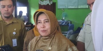 Panewu Mlati Dyah Purwanti saat diwawancarai terkait keracunan di Padukuhan Toragan, Senin (4/5/2026).