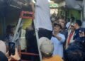 Wali Kota Yogyakarta, Hasto Wadoyo saat rumah warga Purwonikanti, Pakualaman Yogyakarta, Minggu (10/5/2026).