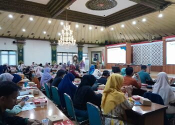 Suasana gelaran Psikoedukasi yang digelar Pemkot Yogyakarta untuk para orang tua korban daycare Little Aresha di Ruang Bima Balai Kota Yogyakarta, Minggu (10/5/2026).