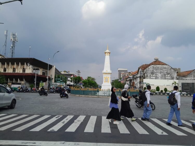 Suasana Tugu Pal Putih yang menjadi ikon Kota Yogyakarta, Rabu (13/5/2026).