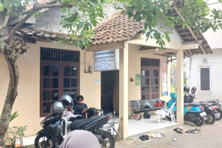 Suasana tempat persalinan anak di sebuah kontrakan di Gamping, Sleman yang dikelola oleh bidan ORP, Selasa (12/5/2026).