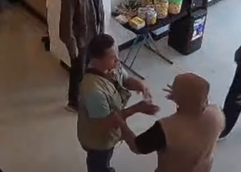 Cuplikan aksi pembubaran paksa ibadah jemaat GMS di Sewon, Bantul, Minggu (24/5/2026). [Dok Instagram davidherson_official]