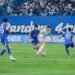Pemain PSIM Yogyakarta dikepung sejumlah penggawa Persib Bandung dalam laga lanjutan BRI Super League di Stadion Gelora Bandung Lautan Api, Senin (4/5/2026)