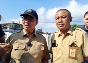 Wali Kota Yogyakarta Hasto Wardoyo dan Kepala Diskominfo Kota Yogyakarta, Ignatius Trihastono memberi keterangan terkait program ducting kabel fiber optik, Senin (15/6/2026).